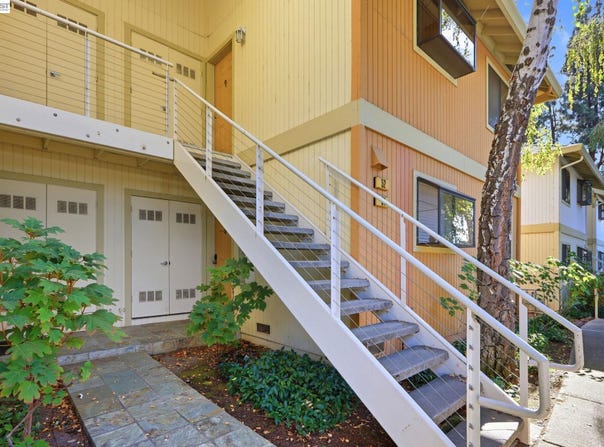 2827 Monument Blvd, Concord, CA 94520