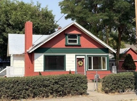 160 S E St, Lakeview, OR 97630