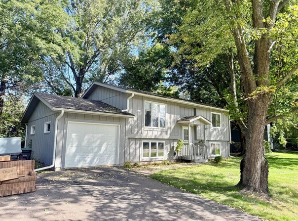 705 SOMO AVE E, Tomahawk, WI 54487
