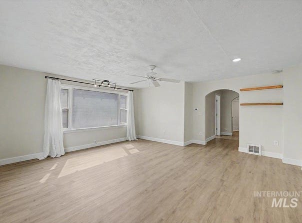 215 Shoshone, Nampa, ID 83651