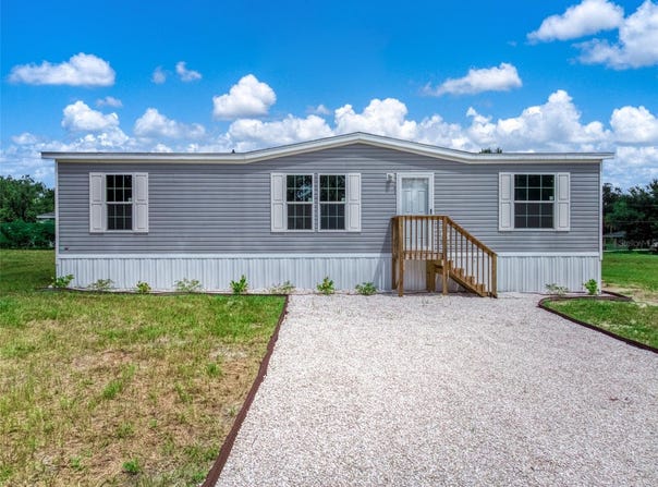 762 SALLY Place, WAUCHULA, FL 33873