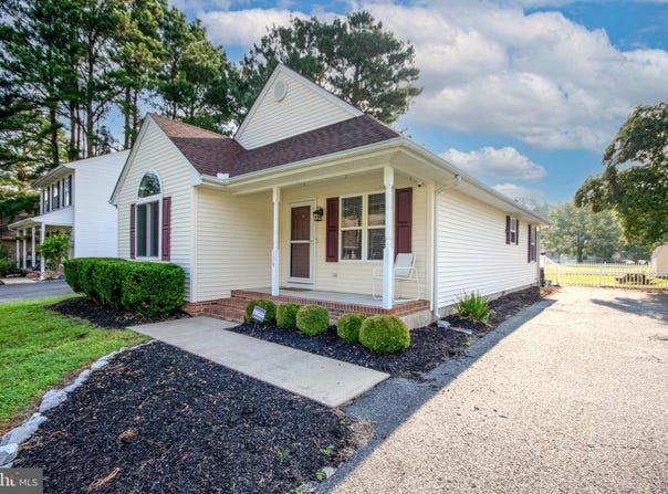 154 EMILY Drive, FRUITLAND, MD 21826