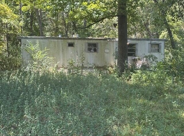 1040 County Road 2650, Shelbyville, TX 75973