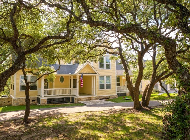 223 Twidwell, Dripping Springs, TX 78620