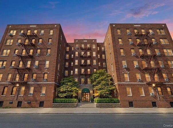 3321 Bruckner Boulevard, Bronx, NY 10461