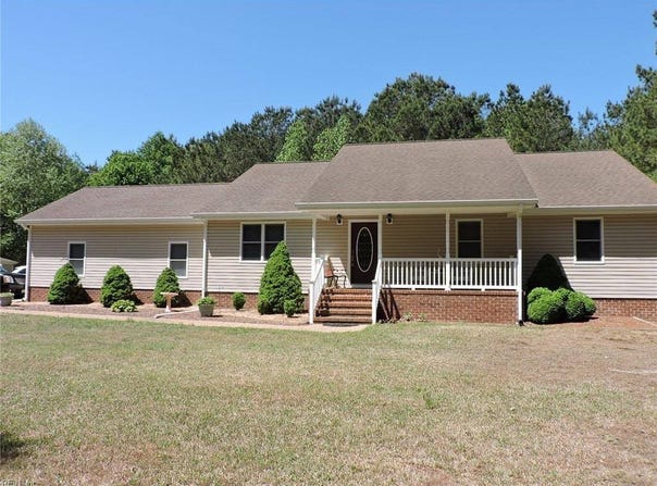 869 Ebenezer Church Road, Cobbs Creek, VA 23035