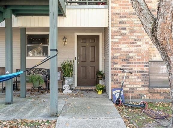 1826 S BRIGHTSIDE VIEW Drive, Baton Rouge, LA 70820