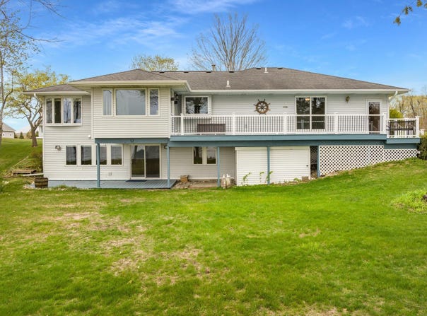 16950 First Street, Arcadia, MI 49613