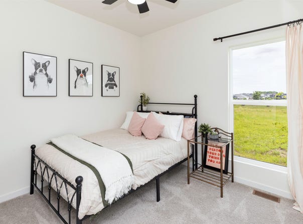 65 NW Rolling Circle, Waukee, IA 50263