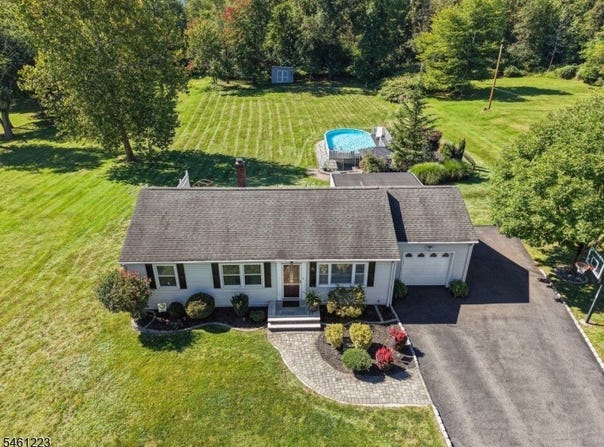 23 Huyler Rd, Branchburg Twp., NJ 08876-3705