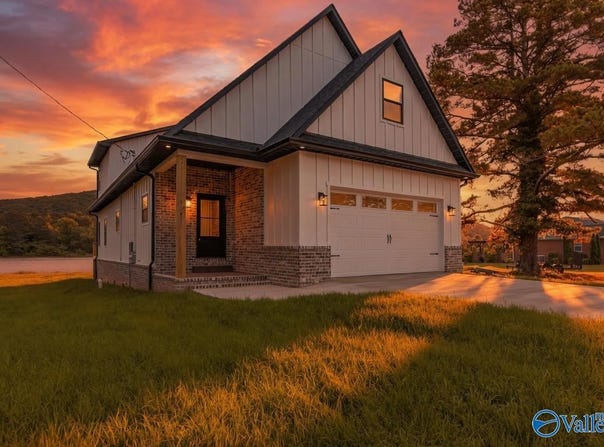 847 Rainbow Haven, Rainbow City, AL 35906