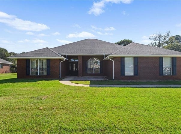 1517 Hunters Ridge Drive W, Mobile, AL 36695