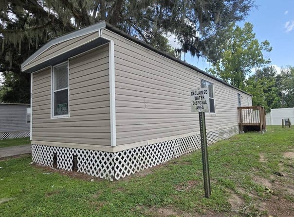 1221 N Valrico Rd, Valrico, FL 33594