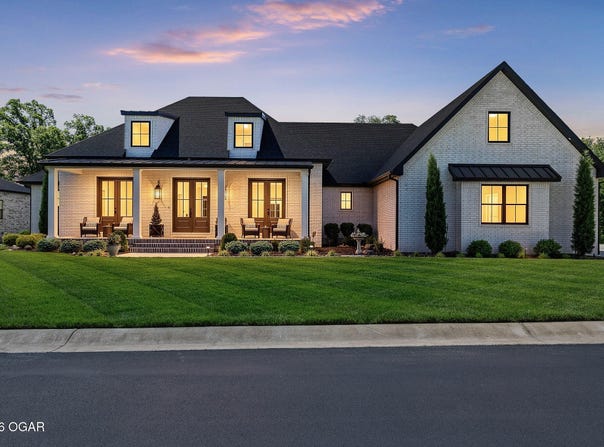 312 Copper Oaks Drive, Carl Junction, MO 64834