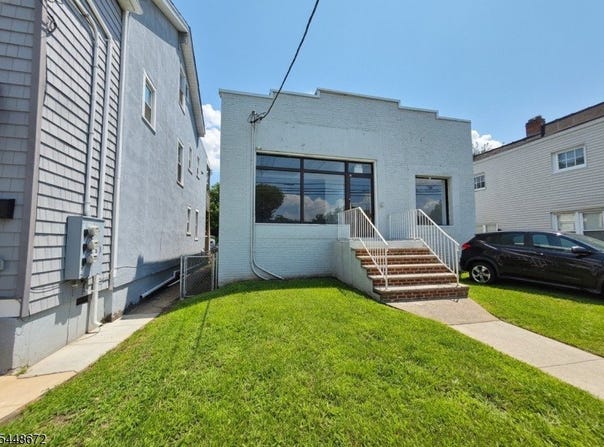 36 Franklin Ave, Nutley Twp., NJ 07110-3225