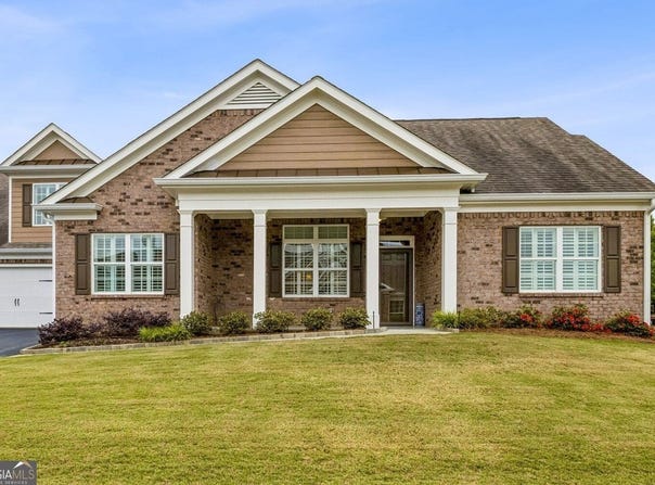 3371 Lindenridge Drive, Buford, GA 30519