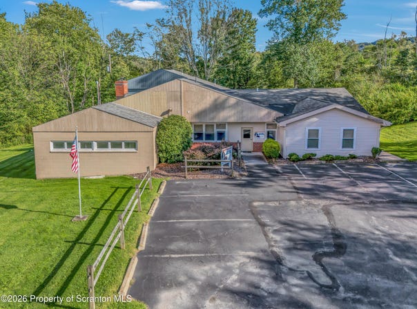 12 Lacka Tr Glen Street, Glenburn Twp, PA 18411