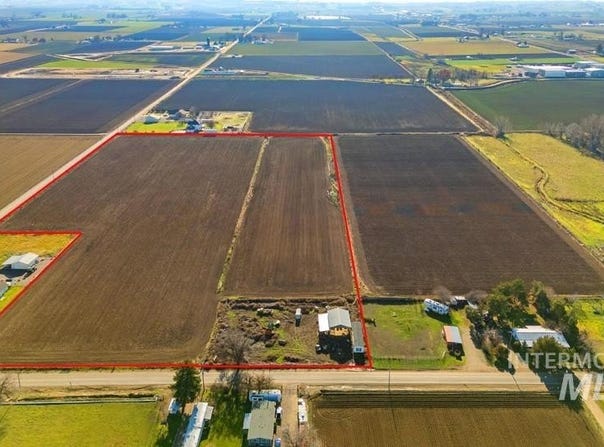 NW 2nd, Fruitland, ID 83619