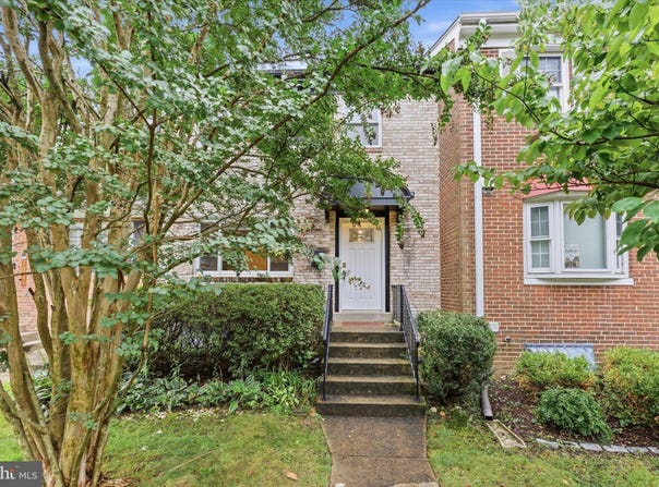 10413 COURTHOUSE Drive, FAIRFAX, VA 22030