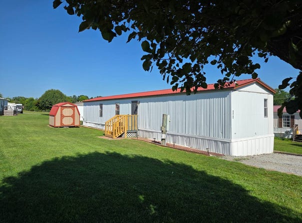 172 New Smythe Dr, Hendersonville, NC 28792