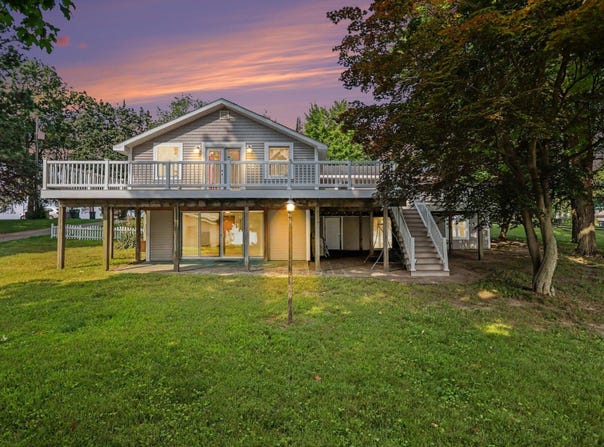 58881 Yeatter Road, Colon, MI 49040