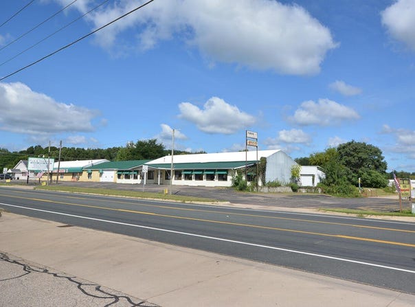 37908 W Red Arrow Highway, Paw Paw, MI 49079