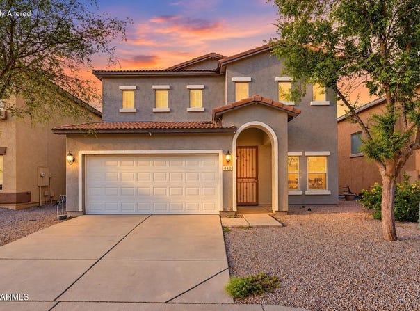 440 E SADDLE Way, San Tan Valley, AZ 85143