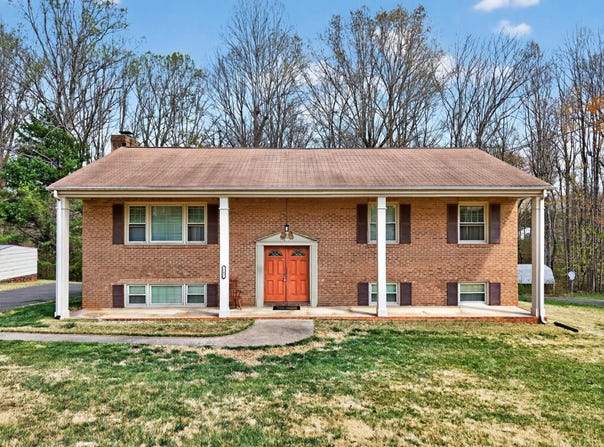 163 Baldwin Circle, Lynchburg, VA 24502