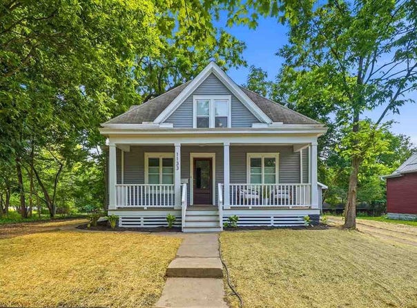 1133 Hotz Ave, IowaCity, IA 52245