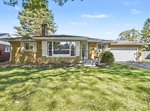 2130 Clover Lane, Saginaw, MI 48602