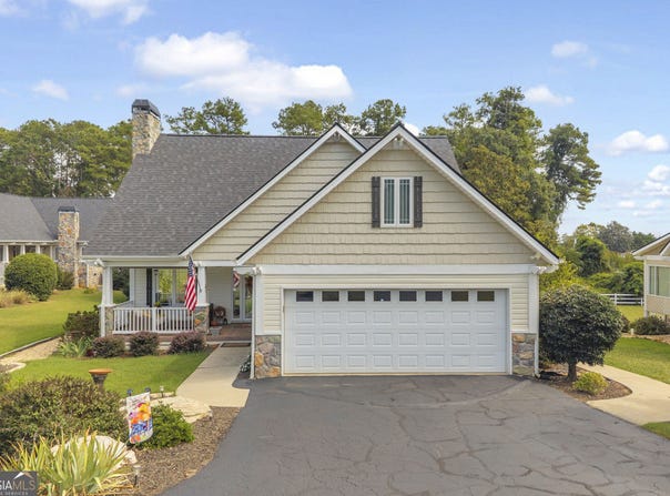 26 Players Lane, Hartwell, GA 30643