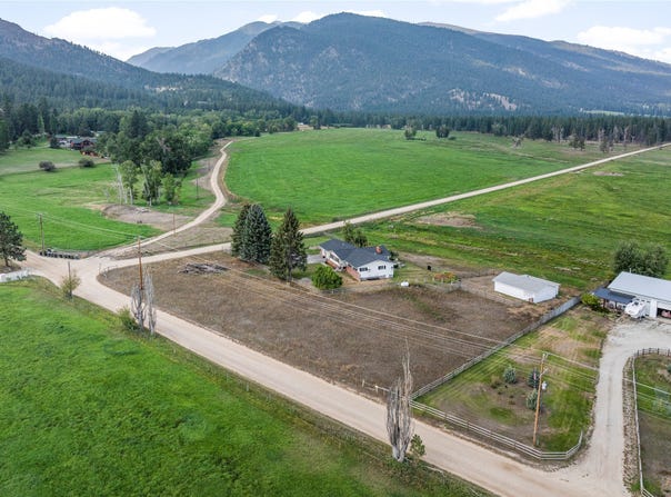 803 Indian Prairie Loop, Victor, MT 59875