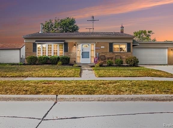 32234 Sandra Lane, Westland, MI 48185