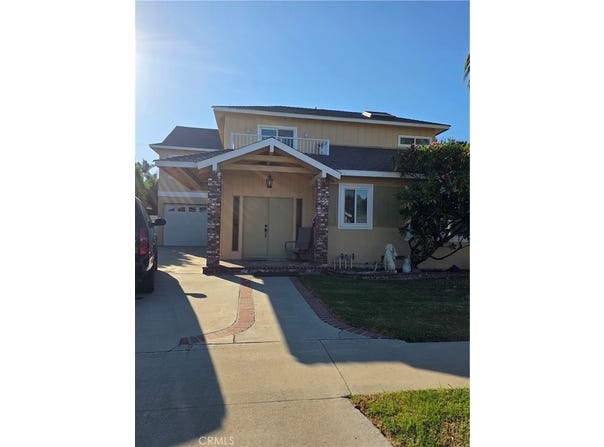 11101 Essex Drive, Los Alamitos, CA 90720