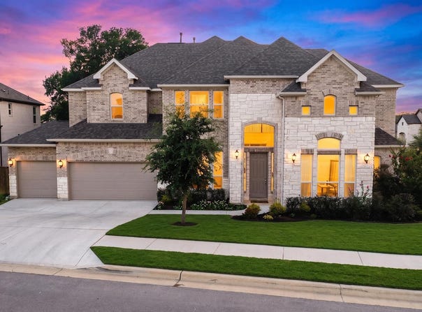 351 Pigeon River Rd, Kyle, TX 78640