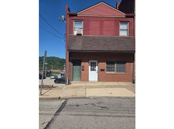 407 Cavitt, Trafford, PA 15085
