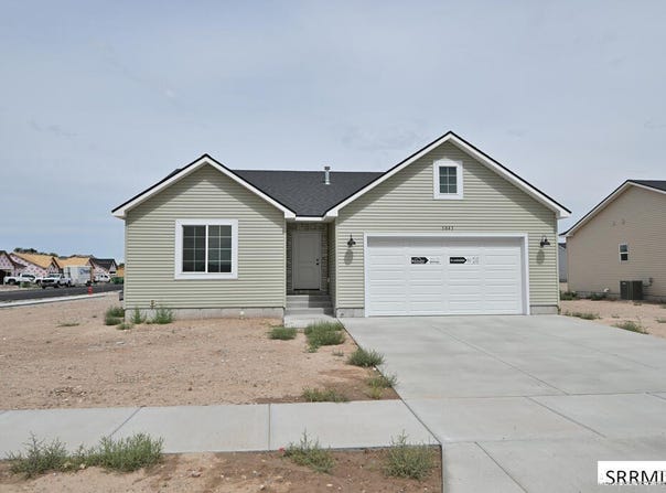 3043 Elixir Road, Ammon, ID 83406