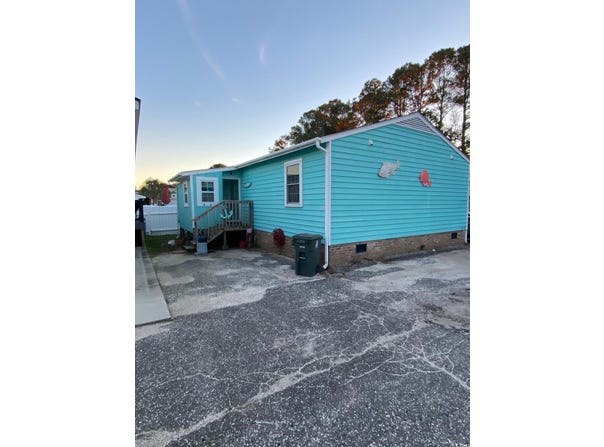 703 3rd Ave. S, North Myrtle Beach, SC 29582