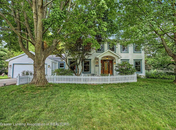 4288 Indian Glen Drive, Okemos, MI 48864