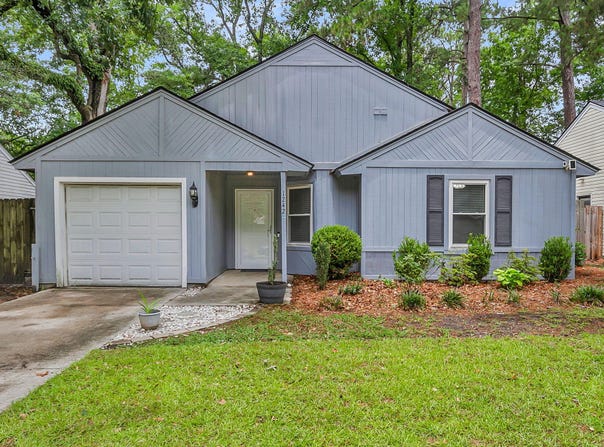 1242 Maryland Drive, Ladson, SC 29456