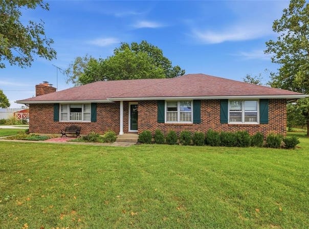 29505 SE Outer Road, Harrisonville, MO 64701