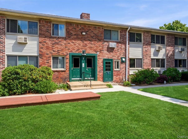 2449 Union Boulevard, Islip, NY 11751