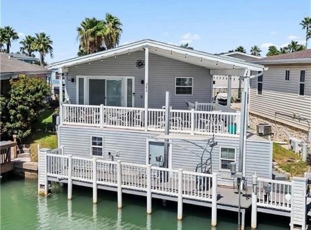 285 Sun Dial Circle, Port Isabel, TX 78578