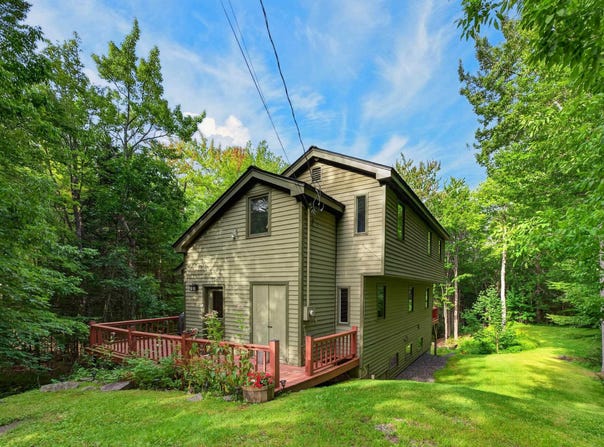 77 Villager Loop, Dover, VT 05356