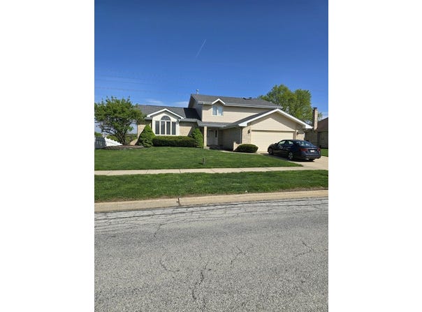 8413 Brookside Glen Drive, Tinley Park, IL 60487