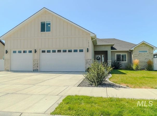 1515 Leslie Dr, Jerome, ID 83338
