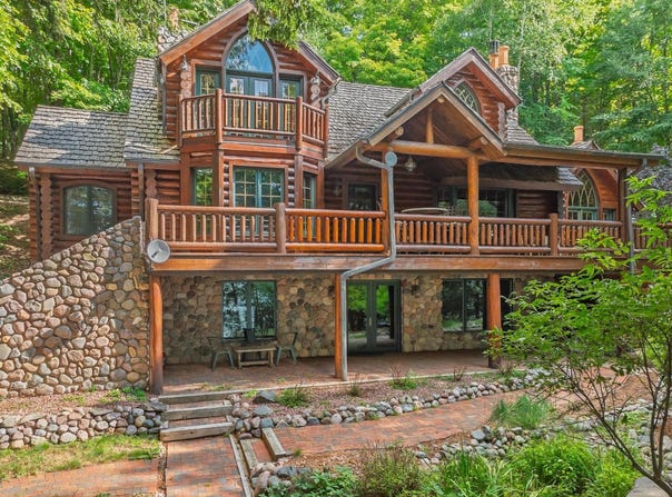 16755 TUTTLE RD, Eagle River, WI 54521