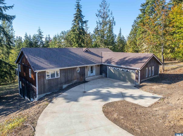 1492 Fox Hollow Road, Sequim, WA 98382-0000