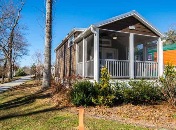 66 Empire Lane, Flat Rock, NC 28731