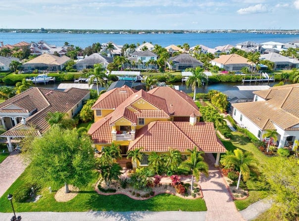 540 FORE Drive, BRADENTON, FL 34208